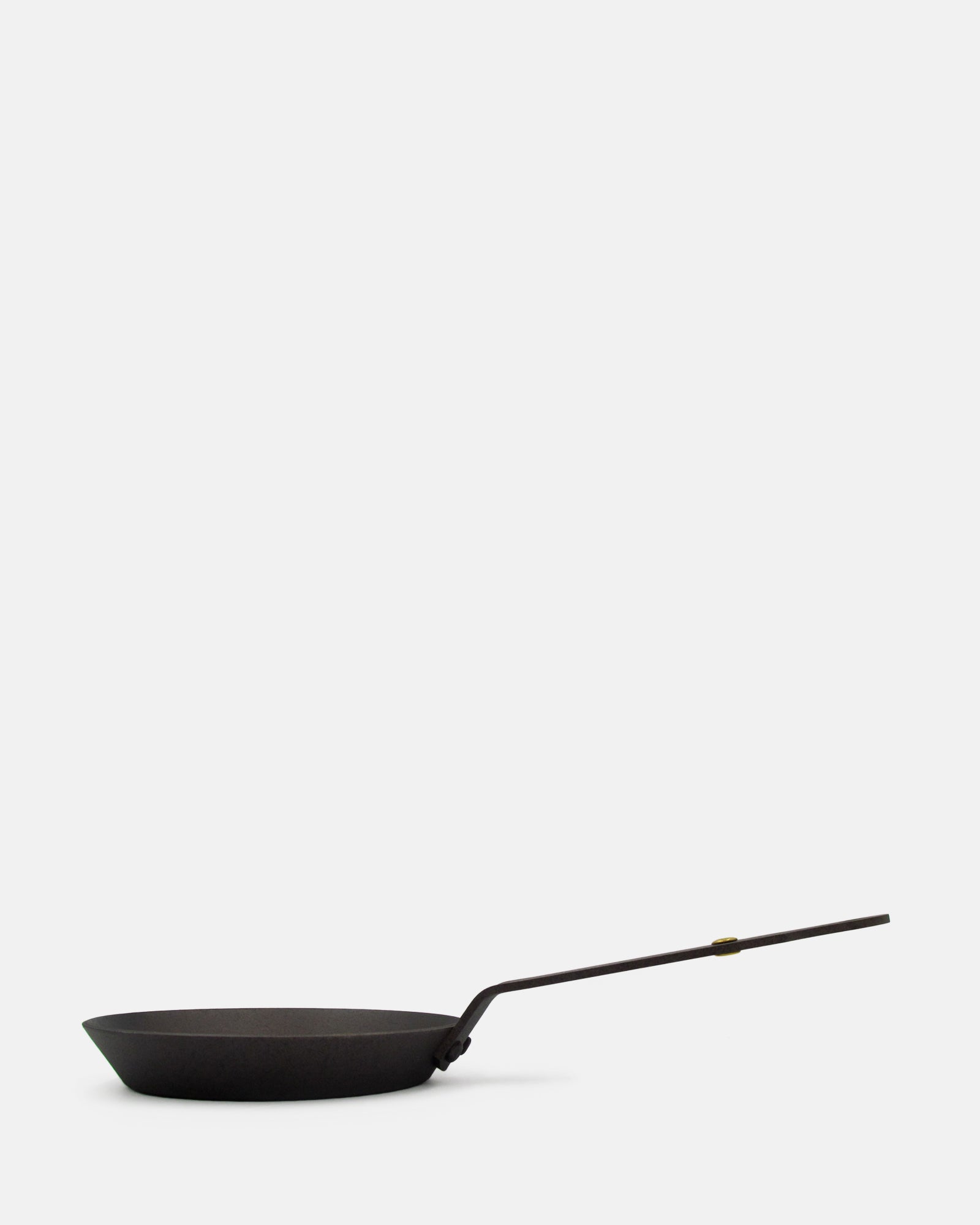 5 inch(13cm) Iron Blini Pan - BRIT LOCKER