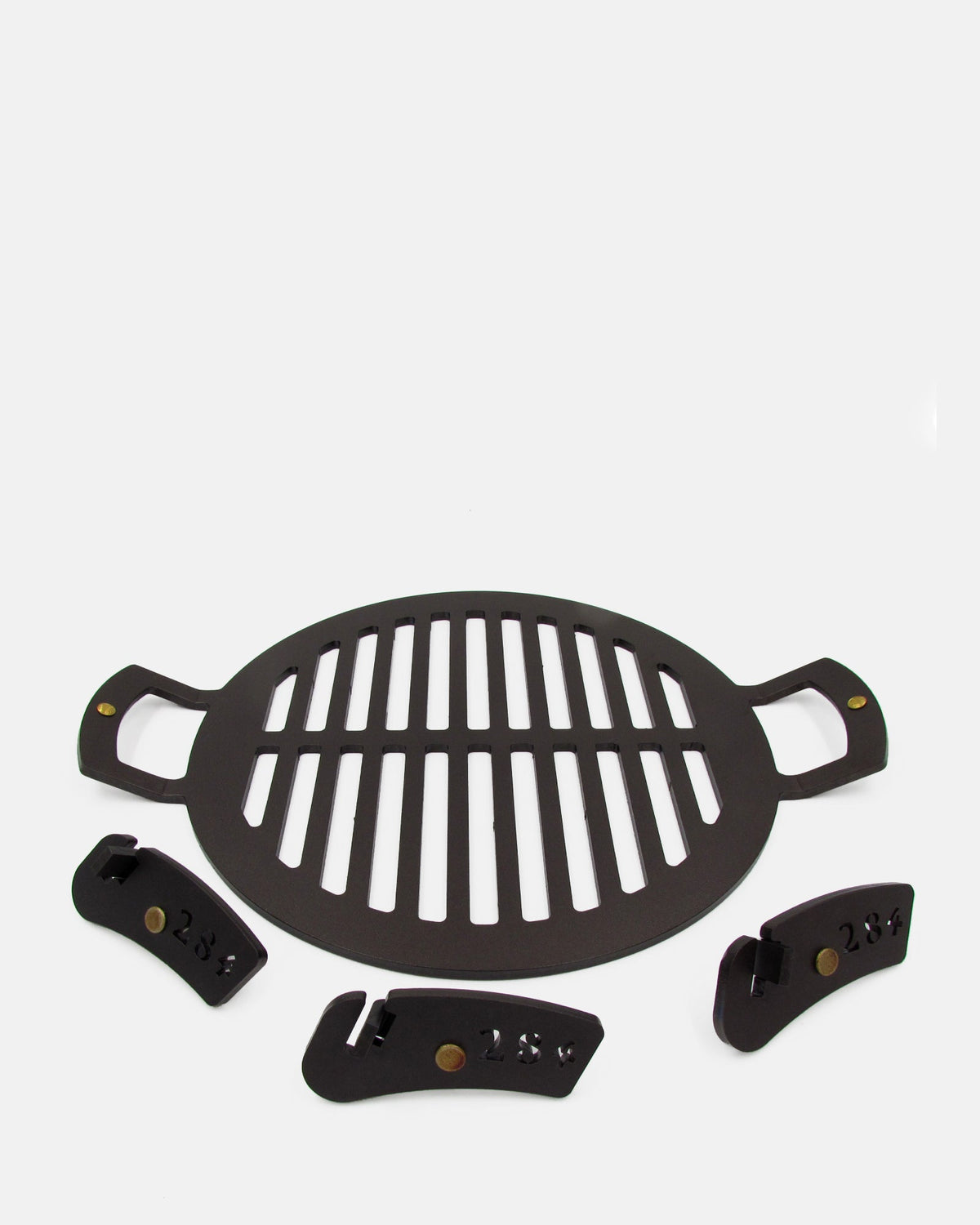 Black Iron 12 inch barbecue plate with short legs - BRIT LOCKER