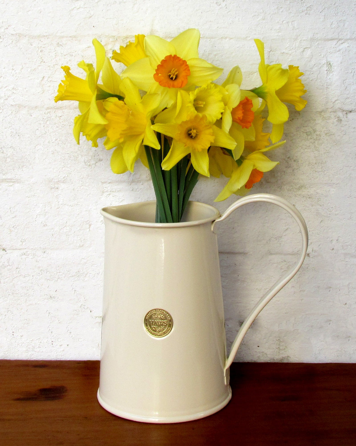 Metal Jug - Cream - BRIT LOCKER